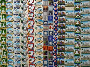 Зарабатывайте с нашей партнерской программой в категории Сувениры